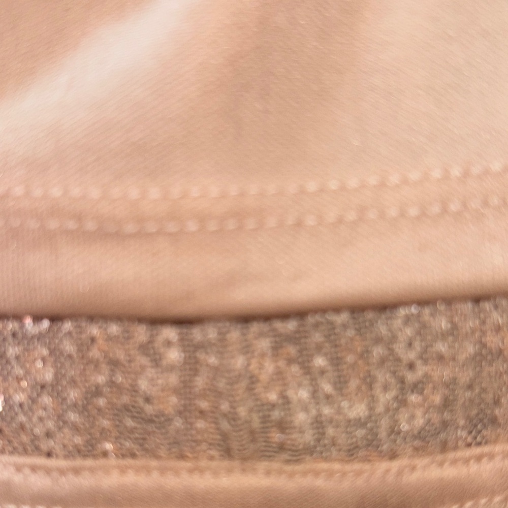 AUW Glittering Sequin Blouse in Rose pink - Picture 6 of 8